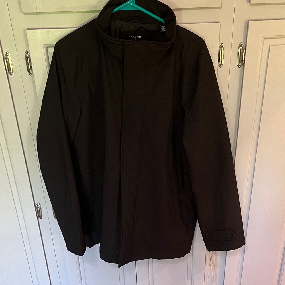 NWT Dockers Black rain jacket/Coat with Stand Collar, small